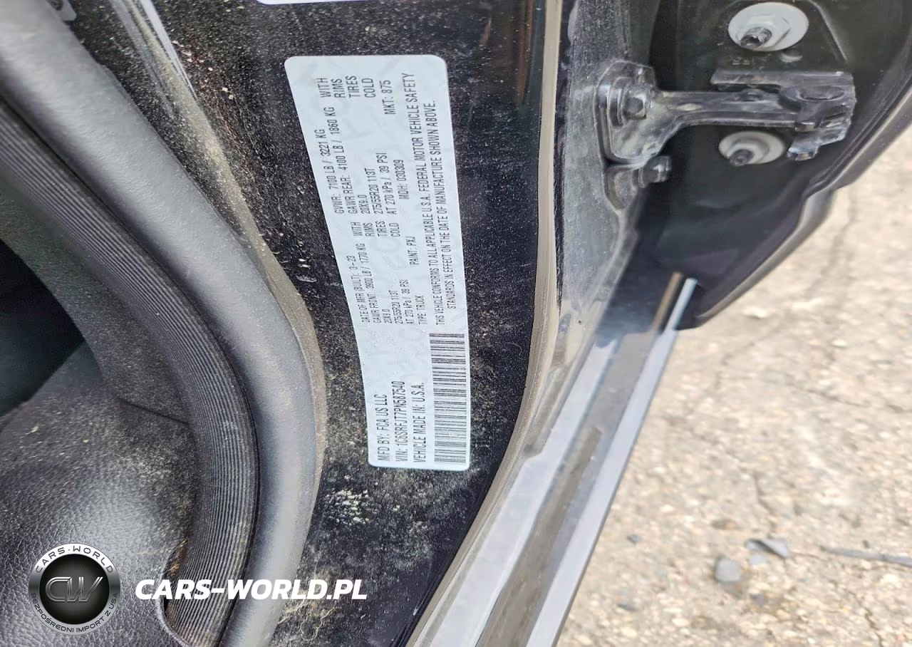 2023 Ram 1500 Laramie VIN:1C6SRFJT7PN587540 - 13