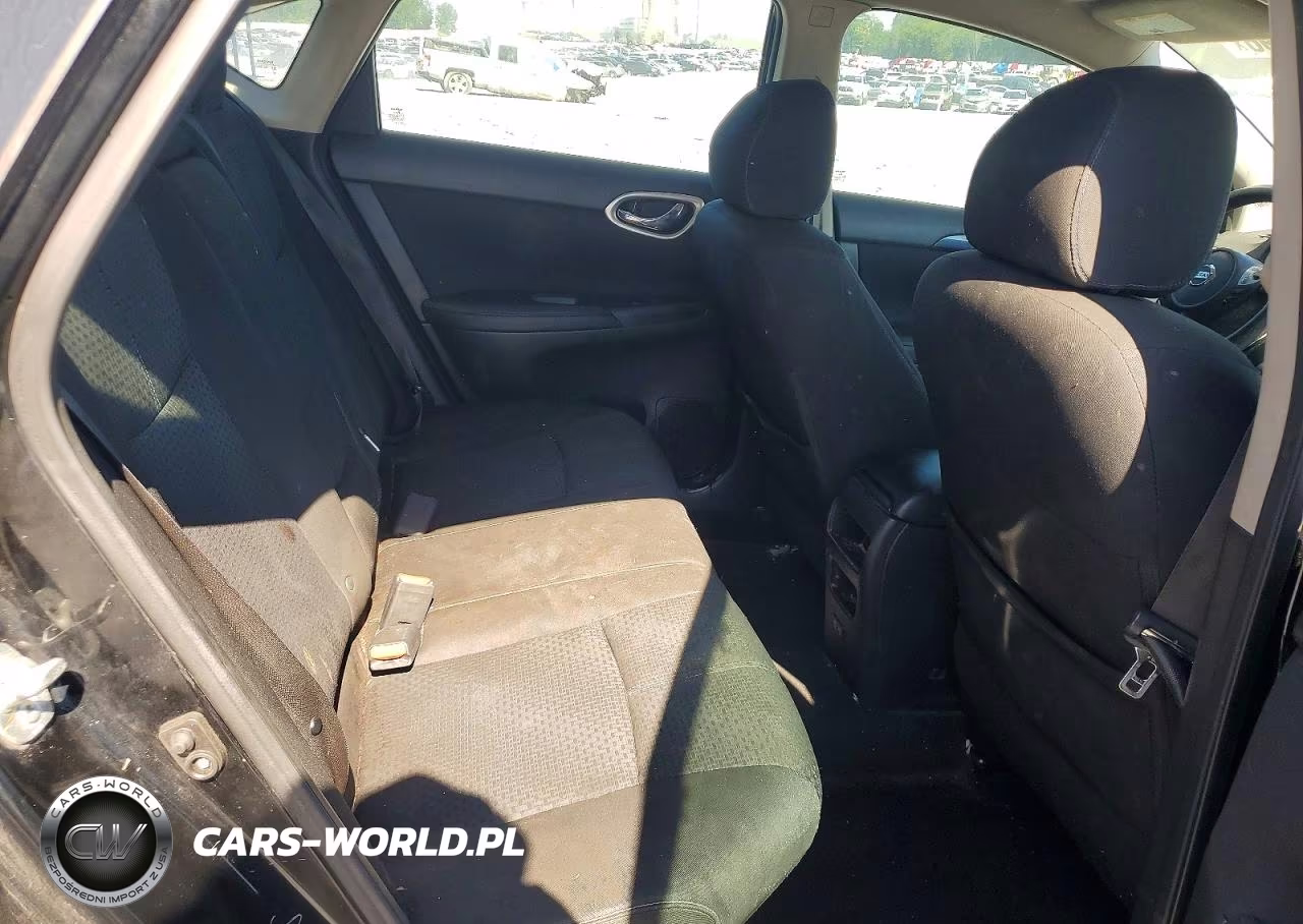 2018 Nissan Sentra Sr VIN:3N1AB7AP1JY261196 - 10