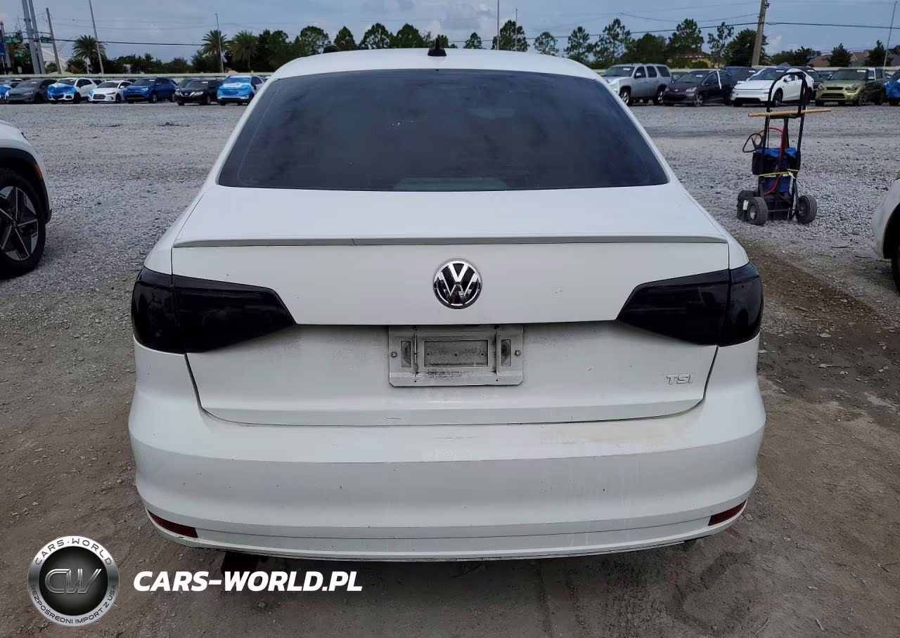 2016 Volkswagen Jetta Sport VIN:3VWD17AJ1GM391016 - 6