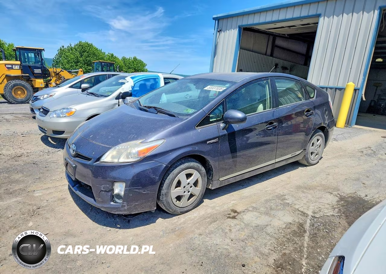 2011 Toyota Prius Two – zdjęcie 1 z 12