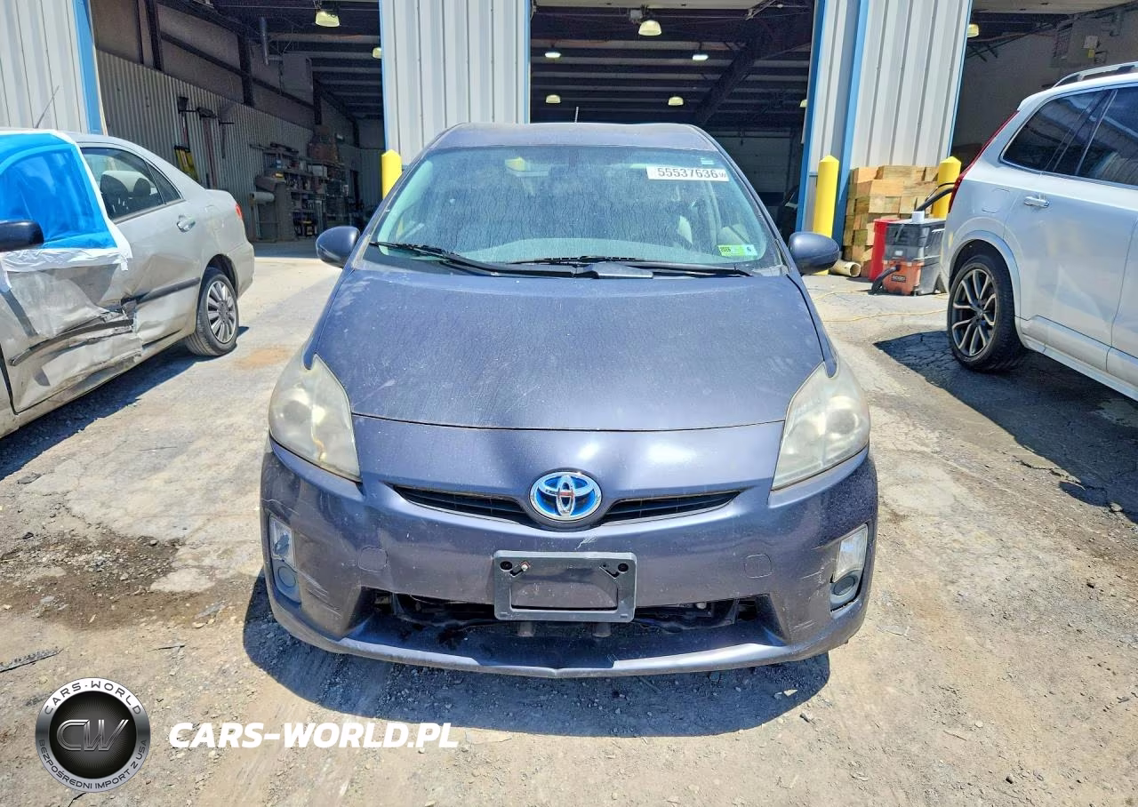 2011 Toyota Prius Two VIN:JTDKN3DU4B1421600 - 5