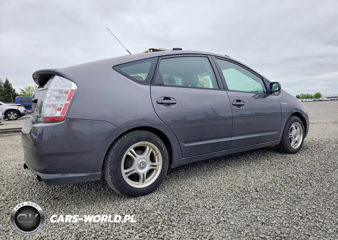 2006 Toyota Prius Base VIN:JTDKB20U363197710 - 3