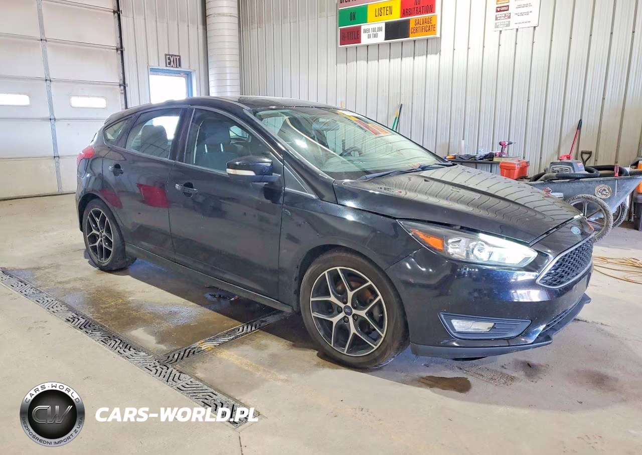 2017 Ford Focus Sel VIN:1FADP3M26HL249204 - 4