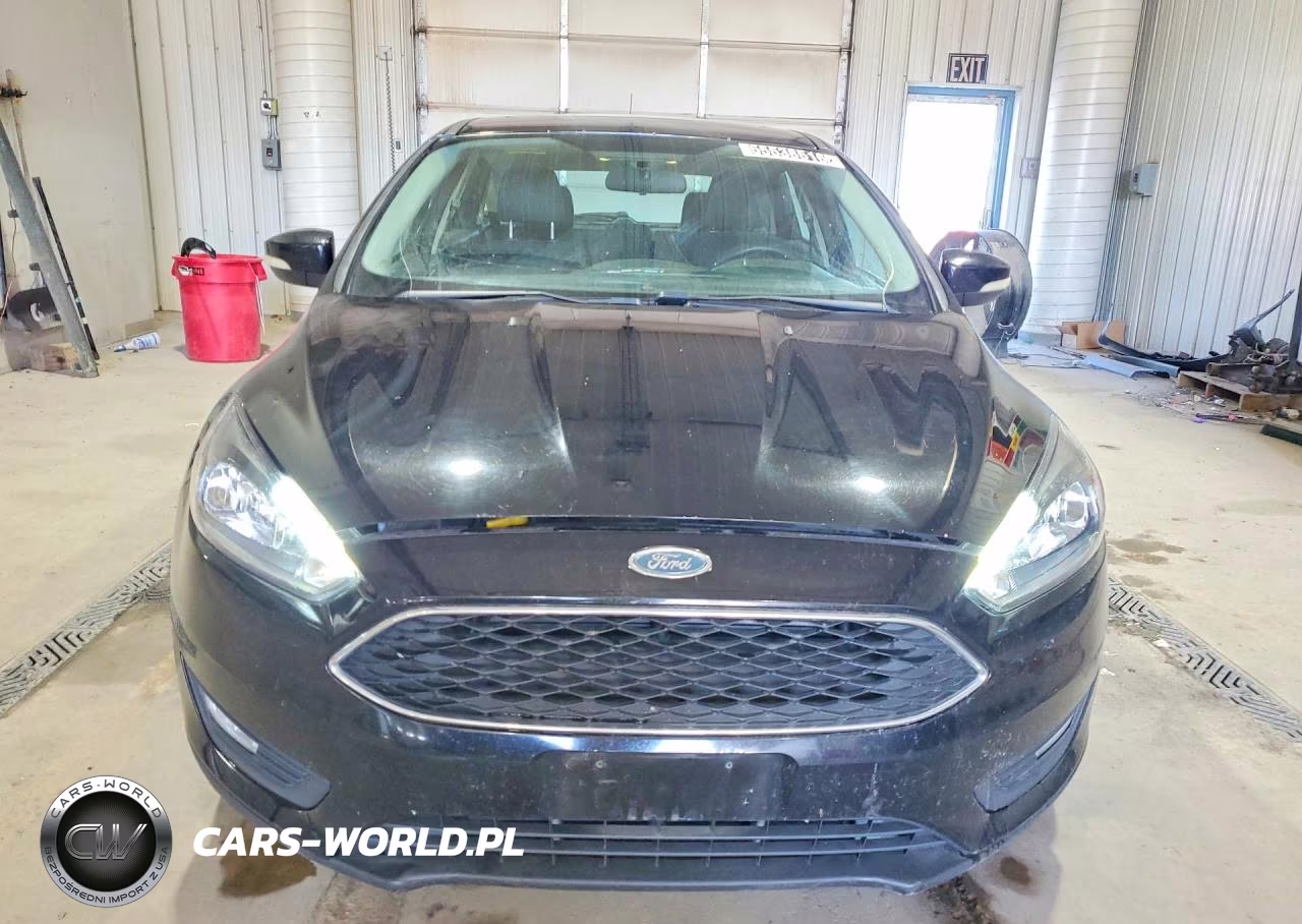 2017 Ford Focus Sel VIN:1FADP3M26HL249204 - 5