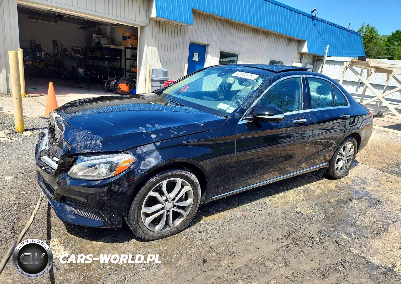 2015 Mercedes-Benz C 300 4Matic – zdjęcie 1 z 12