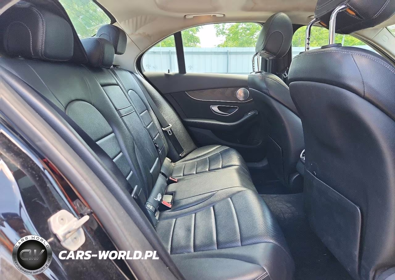 2015 Mercedes-Benz C 300 4Matic VIN:55SWF4KB0FU068774 - 10