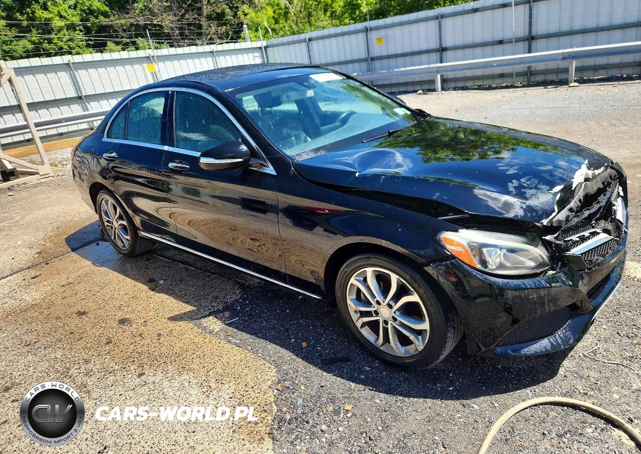 2015 Mercedes-Benz C 300 4Matic VIN:55SWF4KB0FU068774 - 4