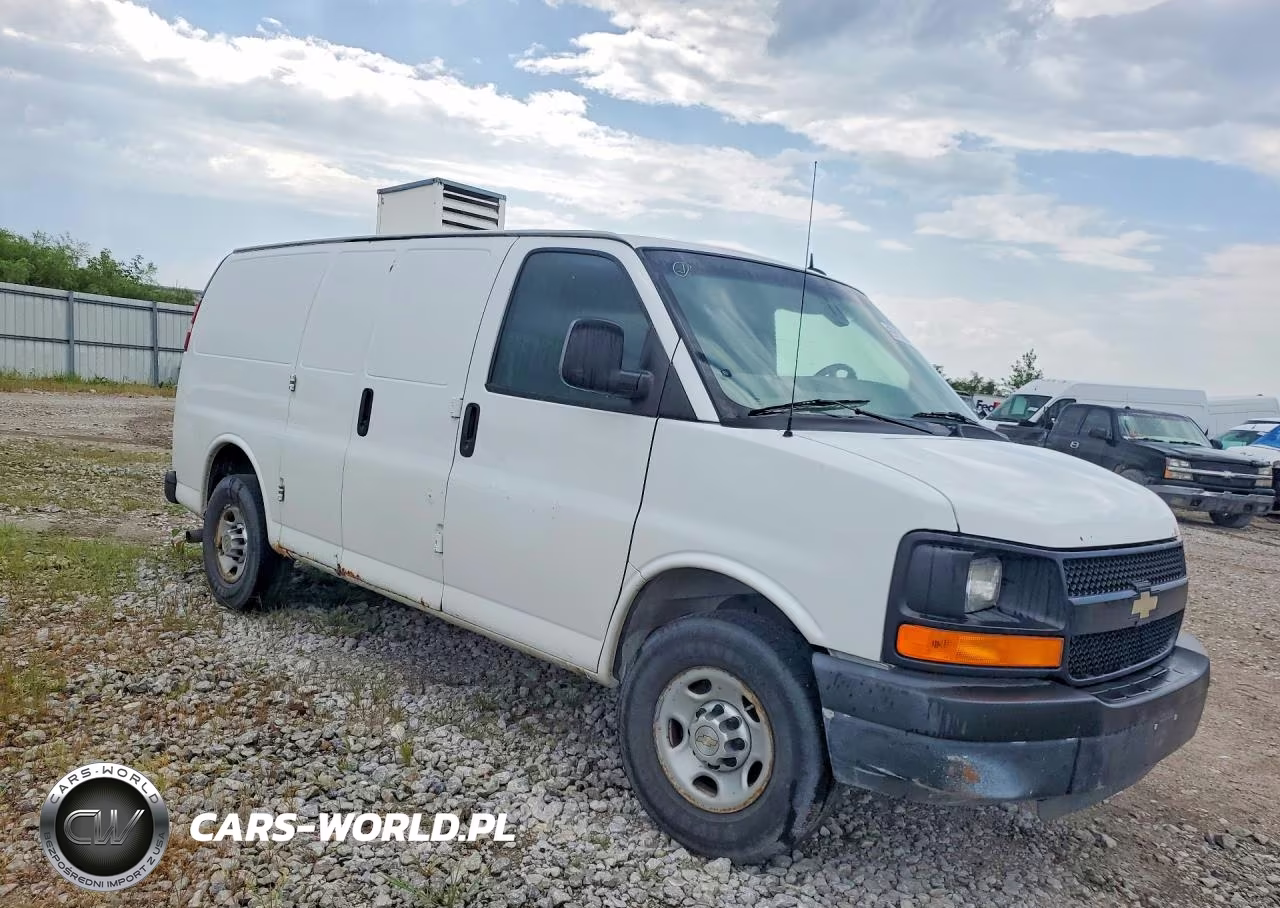 2013 Chevrolet Express 2500 Cargo Refrigerated Delivery Van VIN:1GCWGFFA6D1169027 - 4
