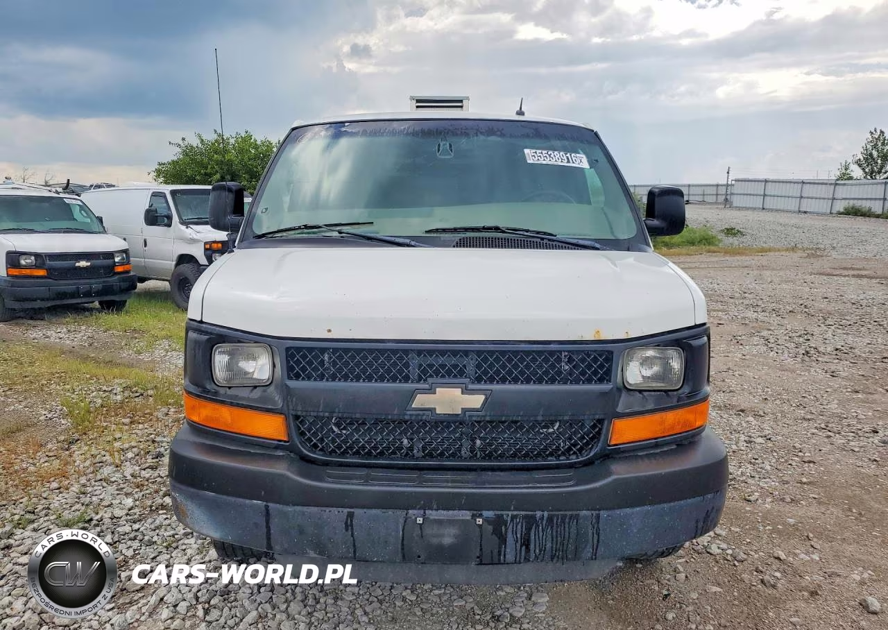 2013 Chevrolet Express 2500 Cargo Refrigerated Delivery Van VIN:1GCWGFFA6D1169027 - 5