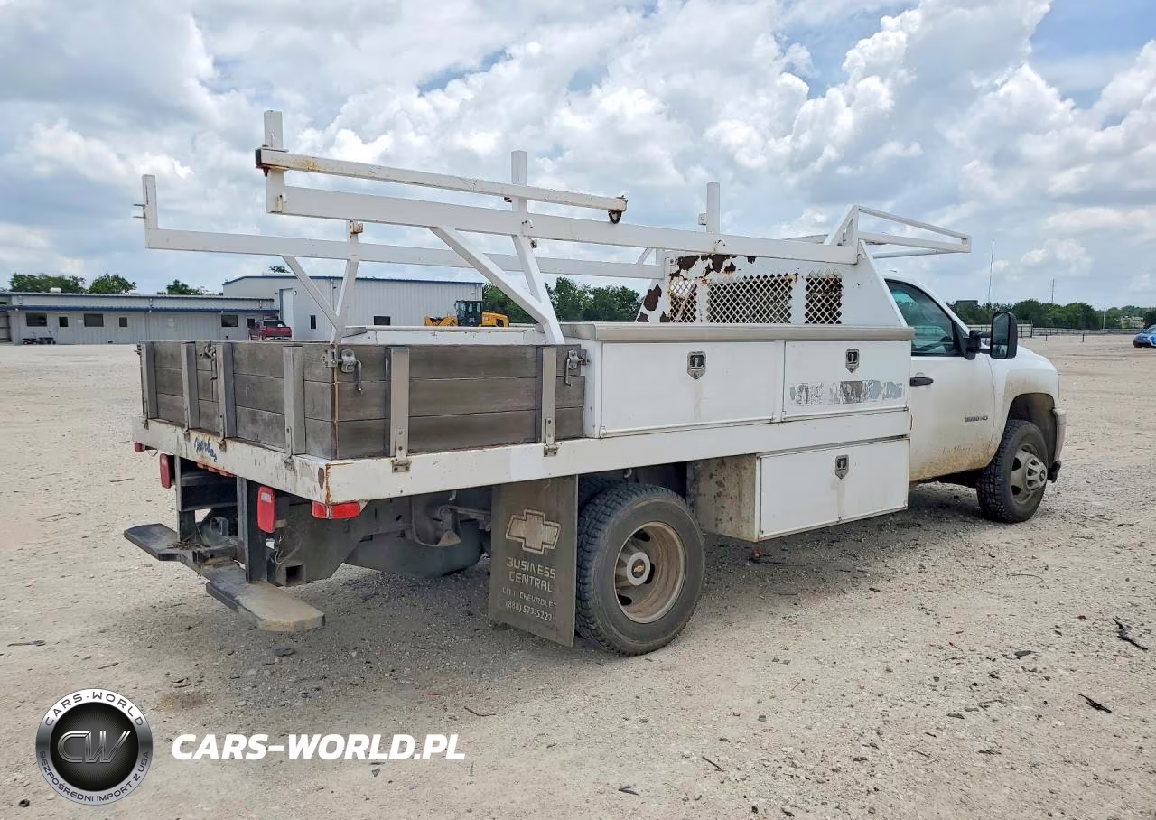 2012 Chevrolet Silverado C3500 VIN:1GB3CZCG5CF175903 - 3