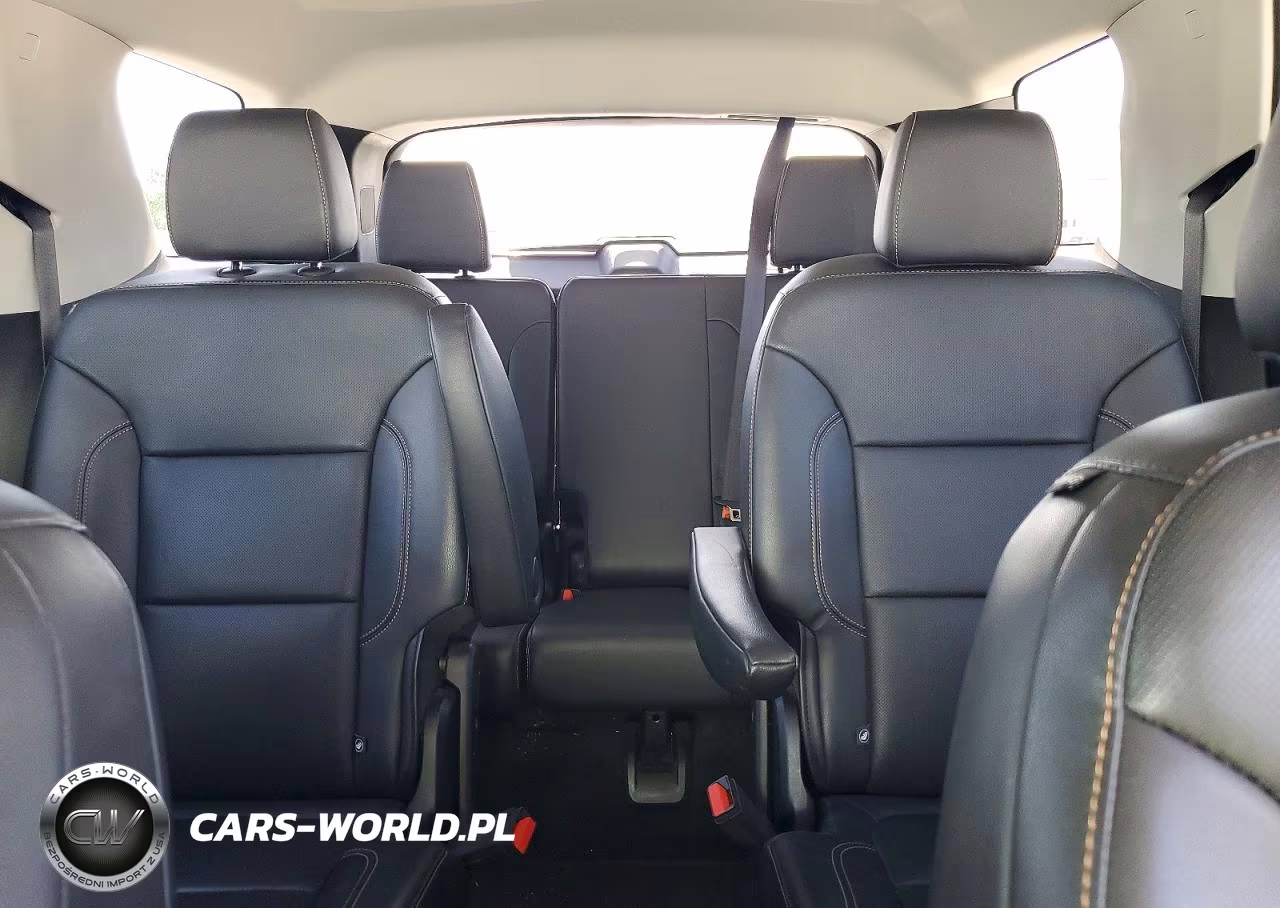 2019 Chevrolet Traverse Premier VIN:1GNEVKKW5KJ299770 - 10