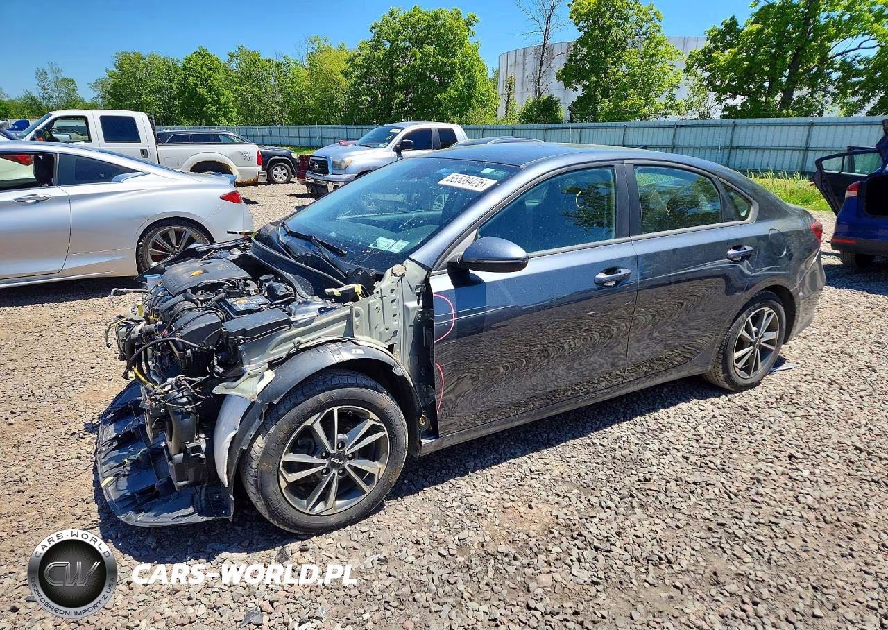 2022 Kia Forte Lxs – zdjęcie 1 z 13
