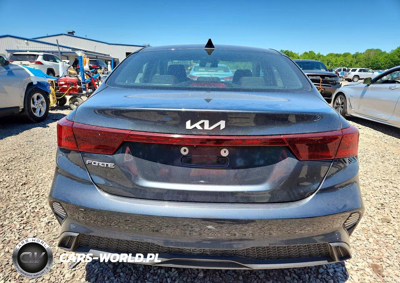 2022 Kia Forte Lxs VIN:3KPF24AD5NE424852 - 6