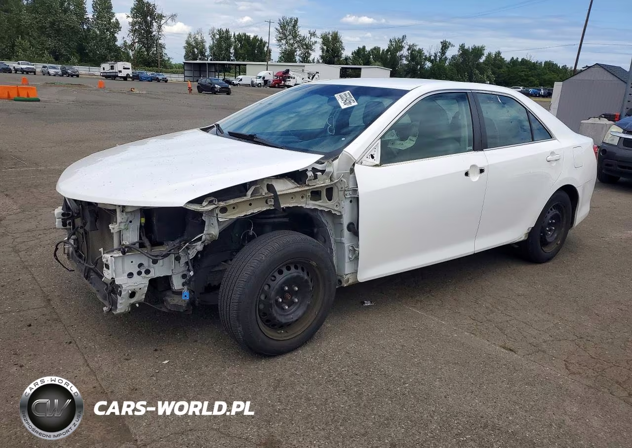 2014 Toyota Camry Le