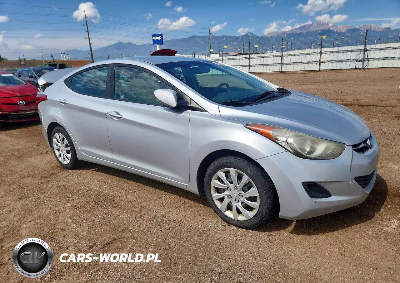 2013 Hyundai Elantra VIN:5NPDH4AE7DH167105 - 4
