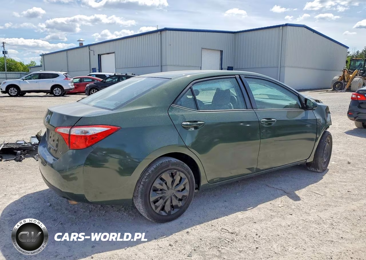 2016 Toyota Corolla Le VIN:5YFBURHE3GP537463 - 3