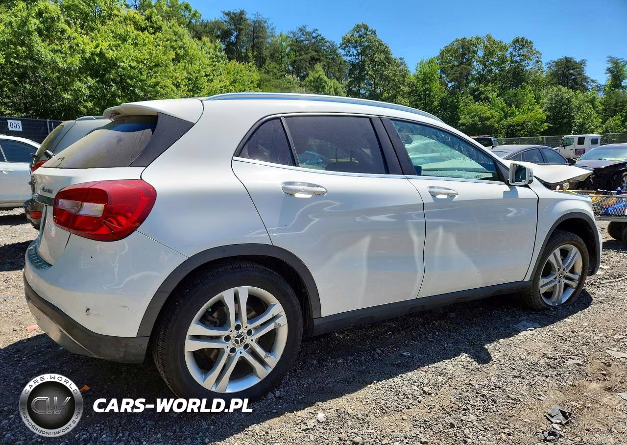 2018 Mercedes-Benz Gla 250 4Matic VIN:WDCTG4GBXJJ495000 - 3