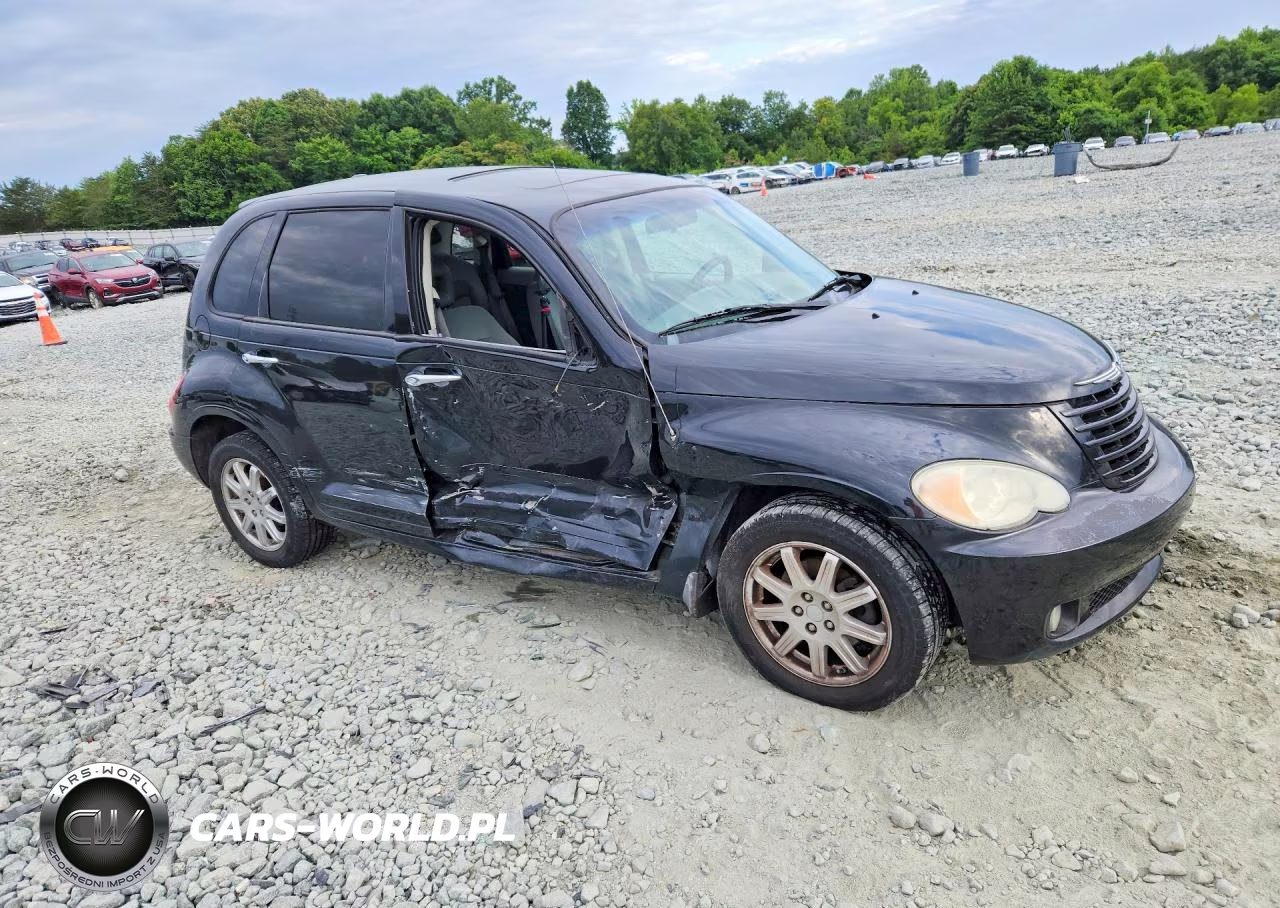 2008 Chrysler Pt Cruiser Touring VIN:3A8FY58B88T241138 - 4