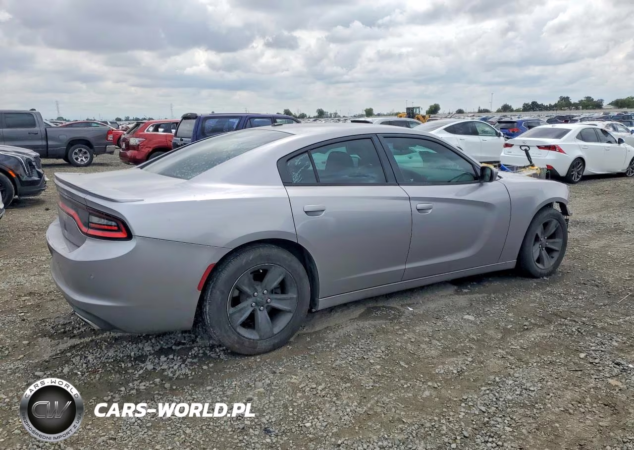 2015 Dodge Charger Se VIN:2C3CDXBGXFH875325 - 3