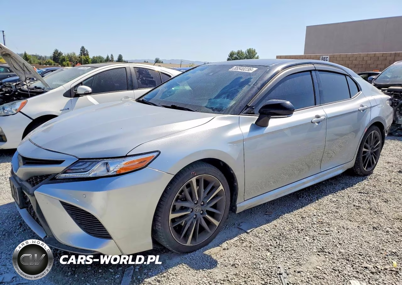 2018 Toyota Camry Xse – zdjęcie 1 z 13