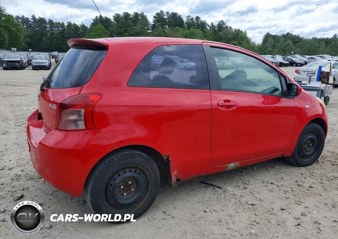 2008 Toyota Yaris Base VIN:JTDJT923885184724 - 3