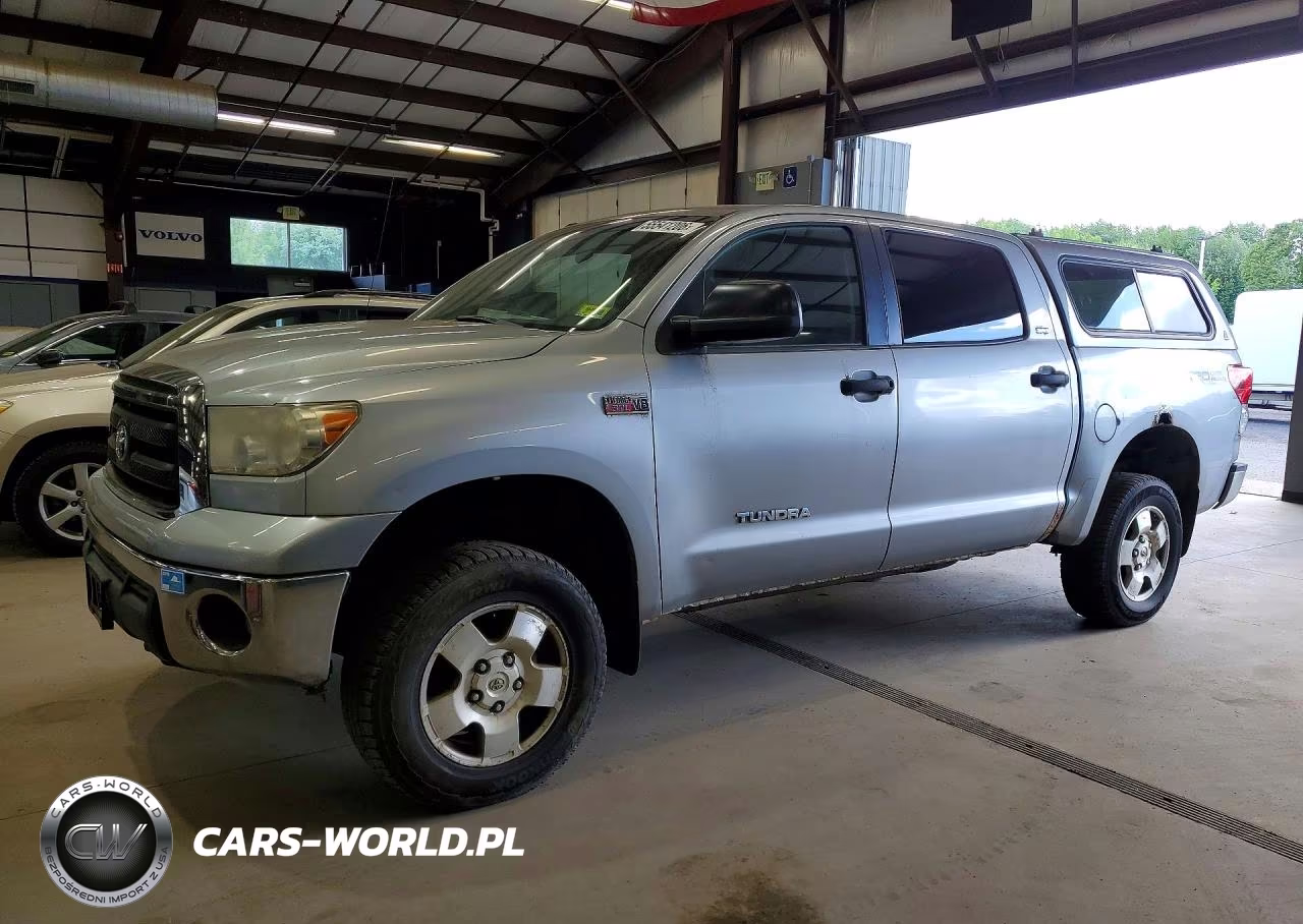 2011 Toyota Tundra Crewmax Sr5 – zdjęcie 1 z 12