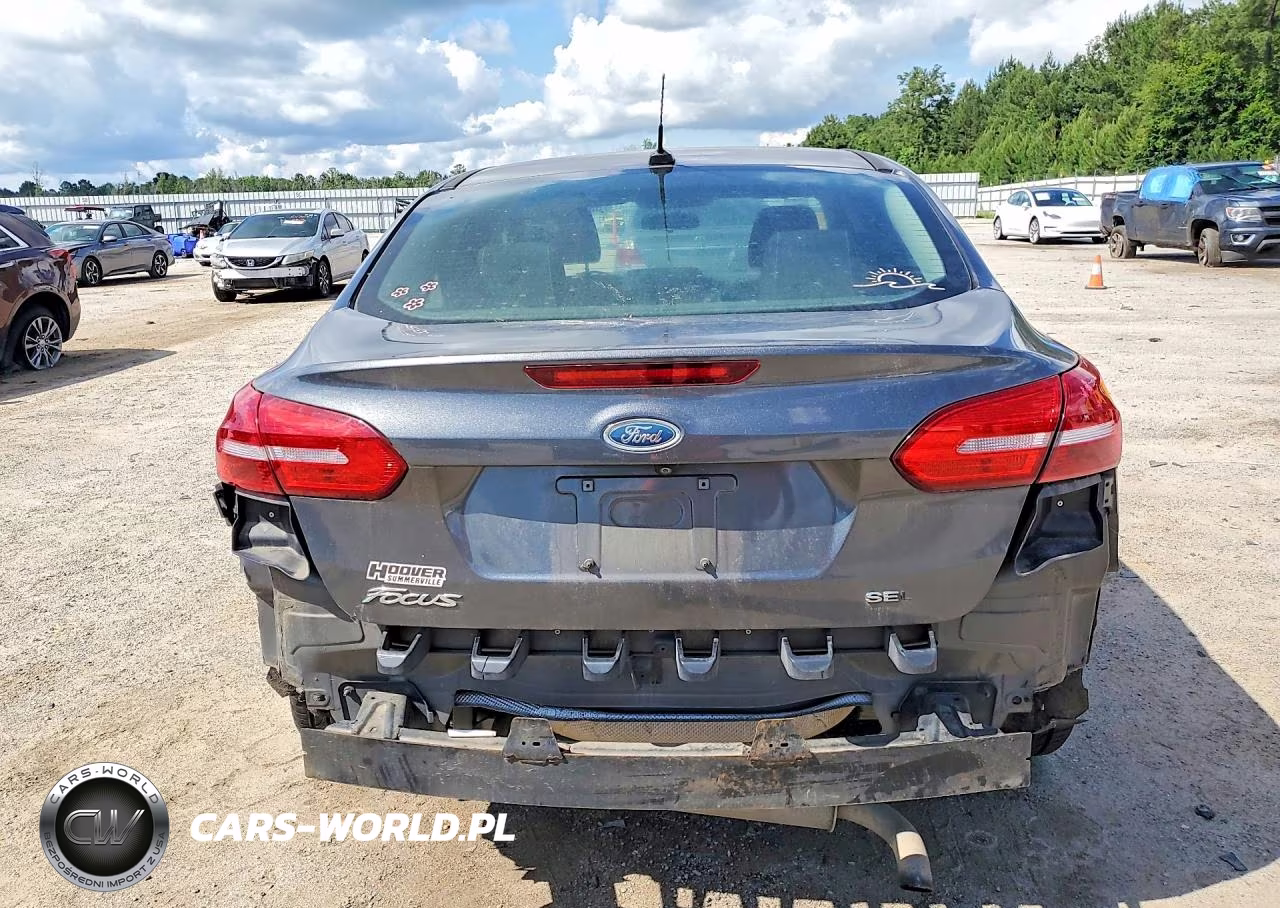 2017 Ford Focus Sel VIN:1FADP3H28HL227621 - 6