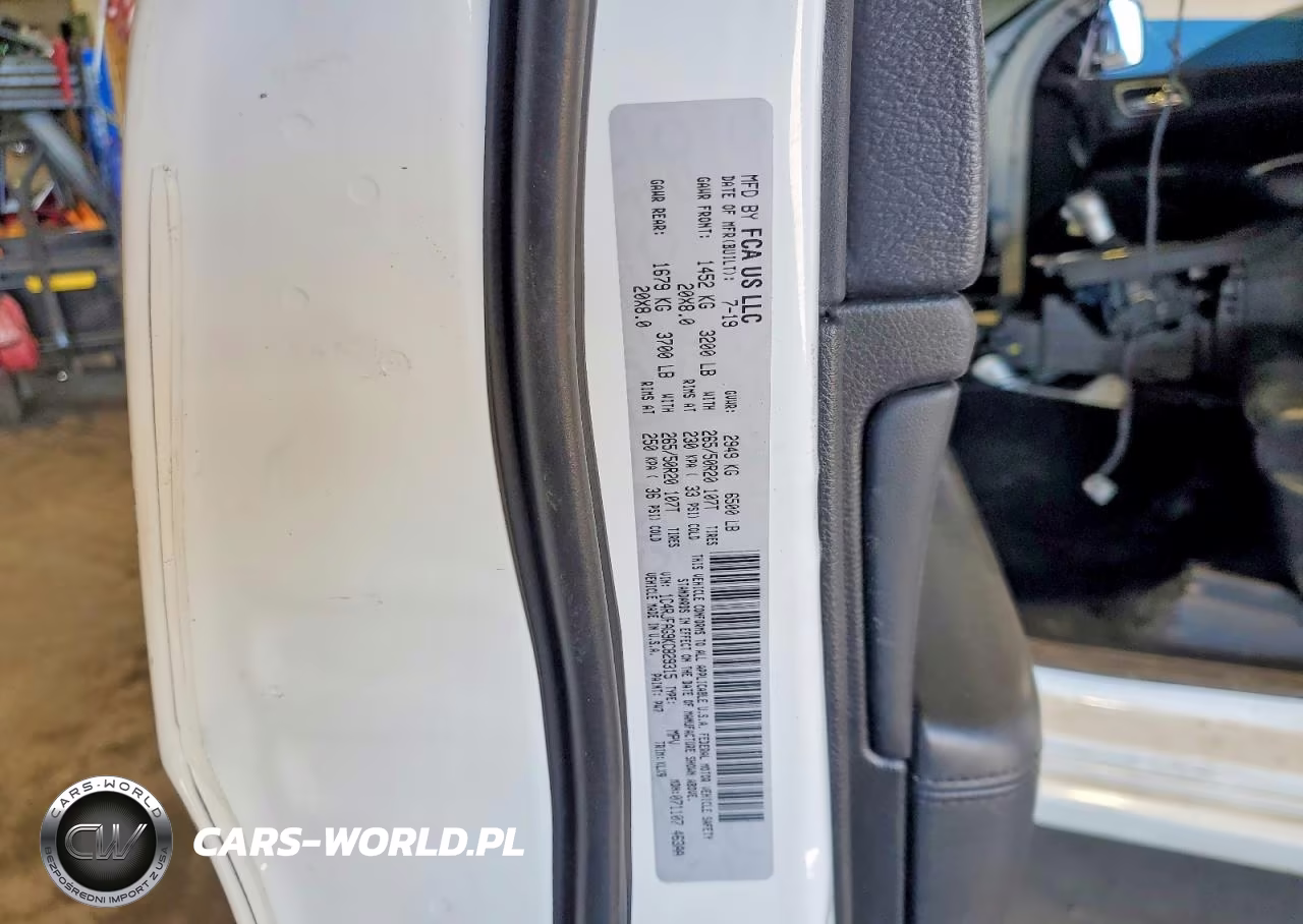 2019 Jeep Grand Cherokee Altitude 4X4 VIN:1C4RJFAG9KC829315 - 13