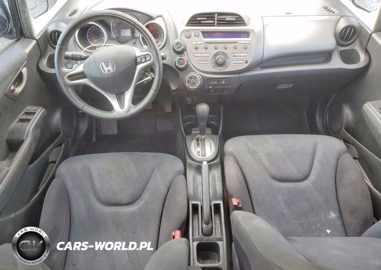 2011 Honda Fit Sport VIN:JHMGE8H53BS010395 - 8
