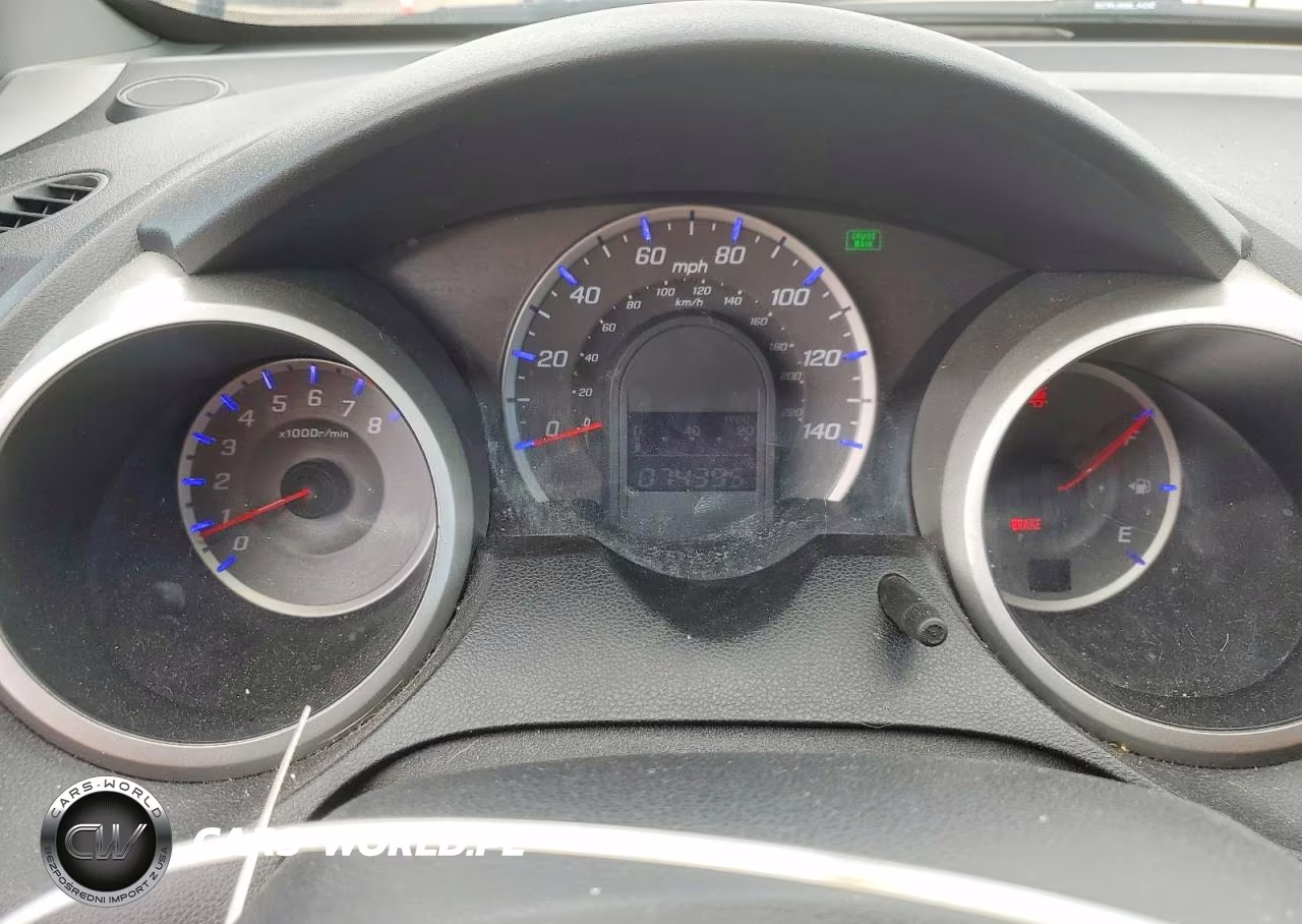 2011 Honda Fit Sport VIN:JHMGE8H53BS010395 - 9