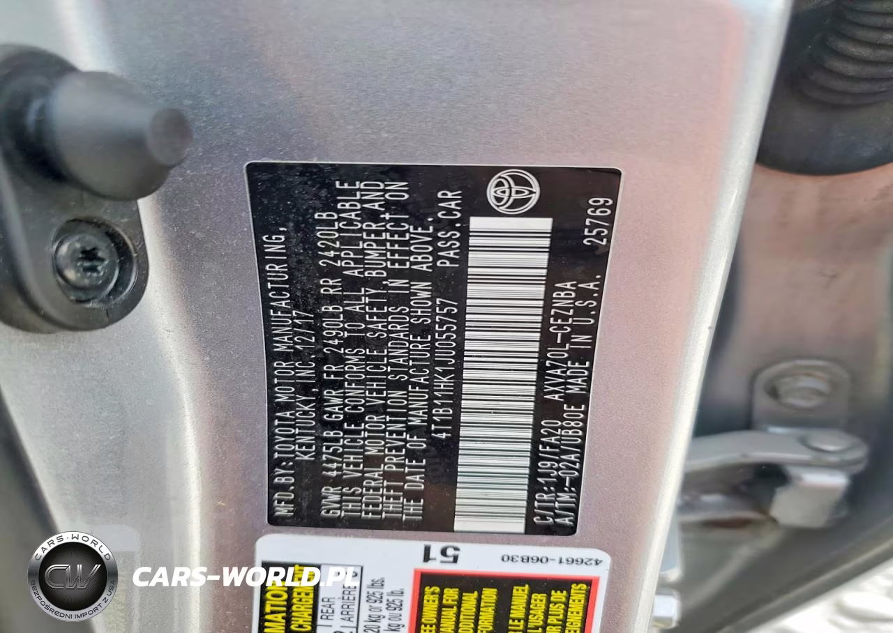 2018 Toyota Camry Le VIN:4T1B11HK1JU055757 - 12