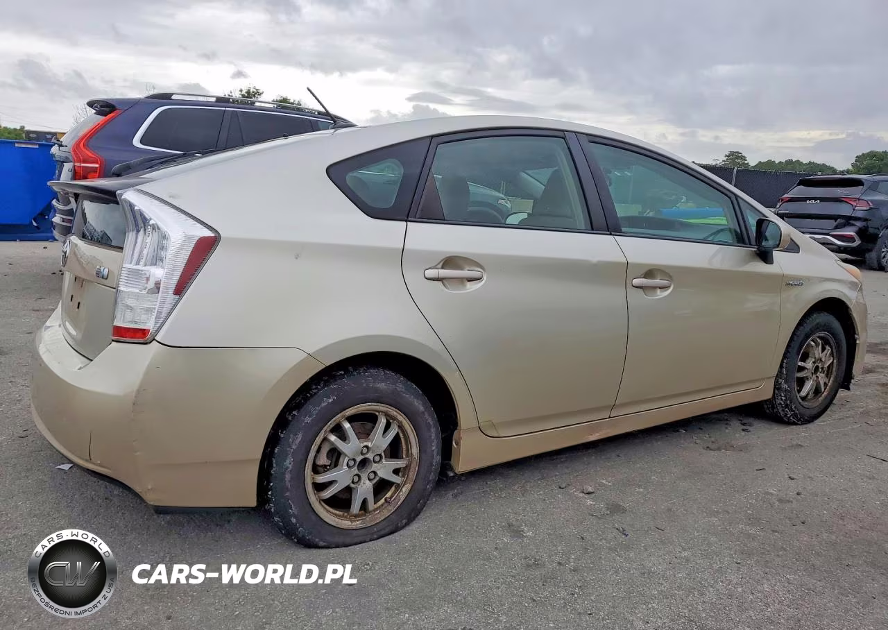 2010 Toyota Prius Iii VIN:JTDKN3DU8A0120669 - 3