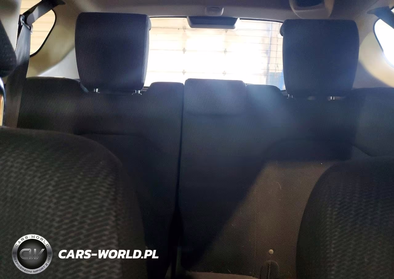 2013 Honda Fit Sport VIN:JHMGE8H55DC041399 - 10
