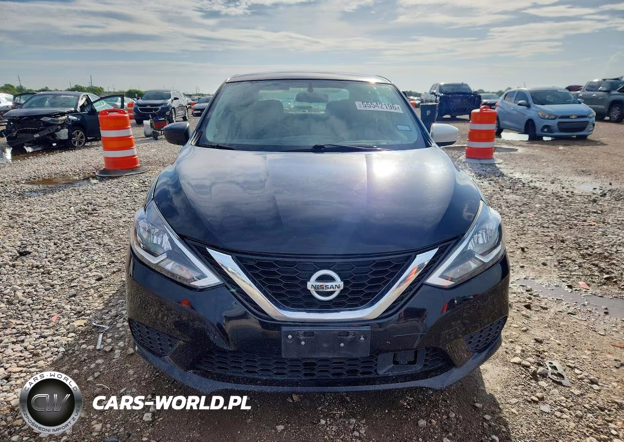 2018 Nissan Sentra S VIN:3N1AB7AP7JY310532 - 5