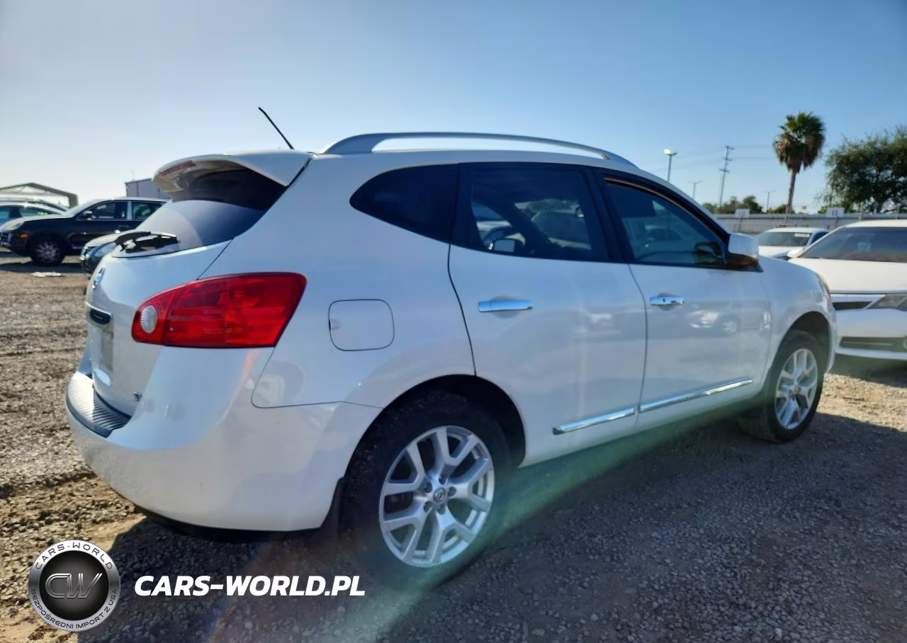 2012 Nissan Rogue S VIN:JN8AS5MT5CW274638 - 3