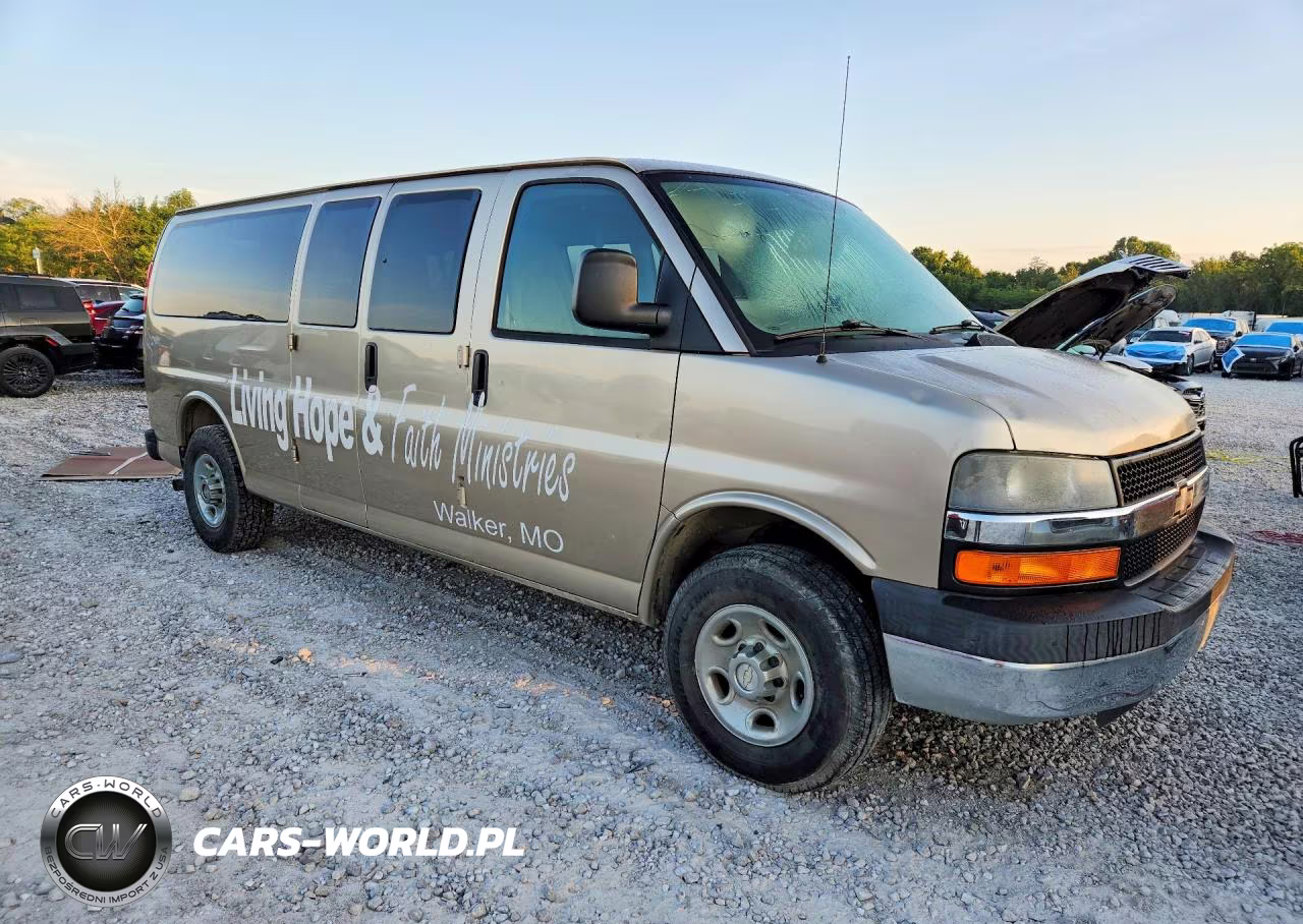 2008 Chevrolet Express G3500 VIN:1GAHG39K481206649 - 4