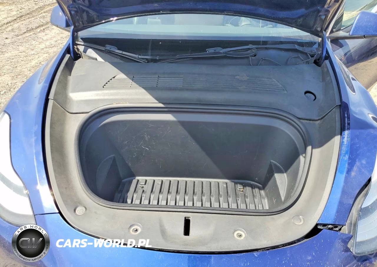 2021 Tesla Model Y VIN:5YJYGAEE4MF179871 - 11