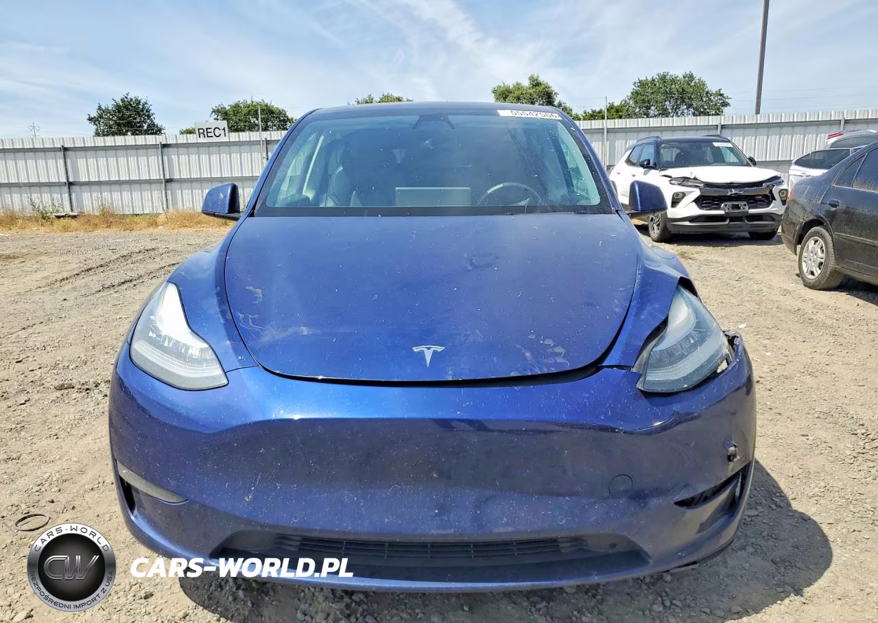 2021 Tesla Model Y VIN:5YJYGAEE4MF179871 - 5