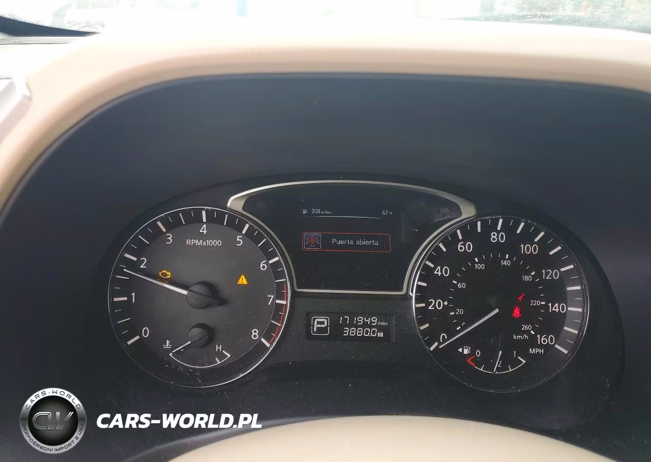 2014 Nissan Pathfinder S VIN:5N1AR2MN1EC646547 - 9