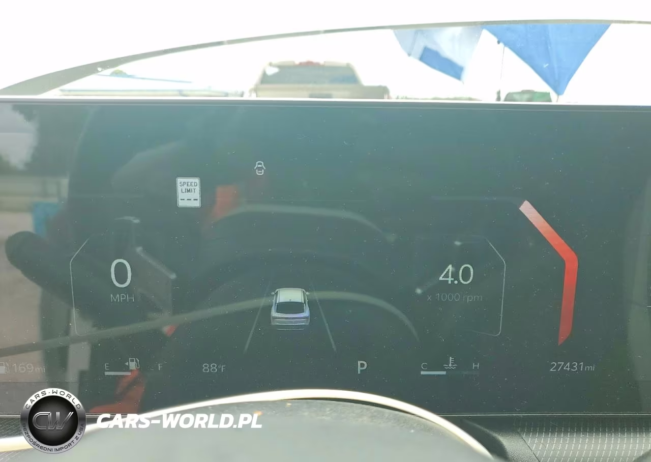 2025 Kia K4 Gt Line VIN:3KPFW4DE8SE063766 - 9