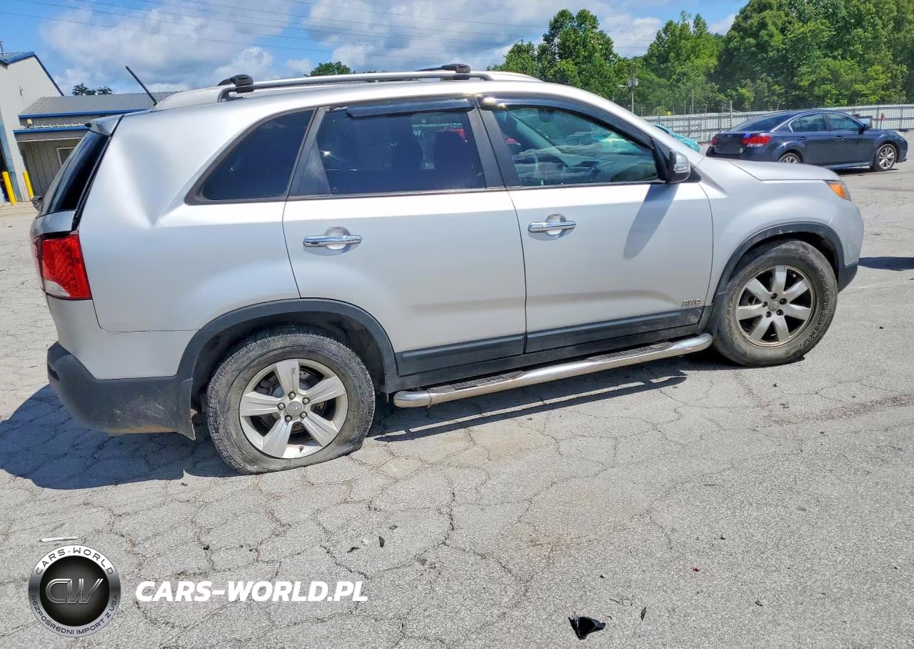 2012 Kia Sorento Lx VIN:5XYKTDA67CG300921 - 3