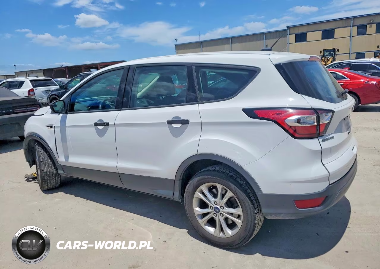 2017 Ford Escape S VIN:1FMCU0F74HUE71820 - 2