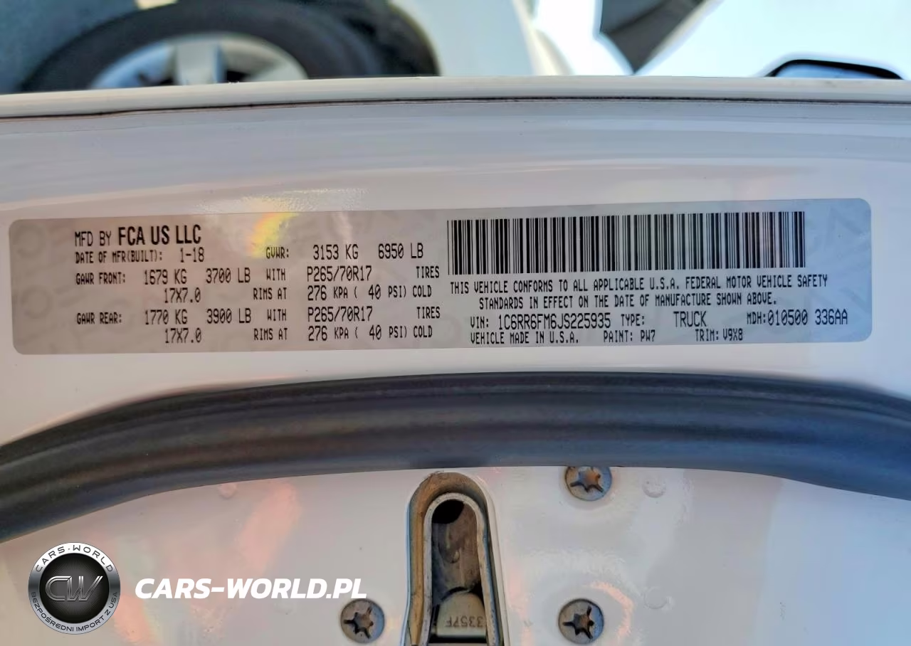 2018 Ram 1500 St VIN:1C6RR6FM6JS225935 - 12