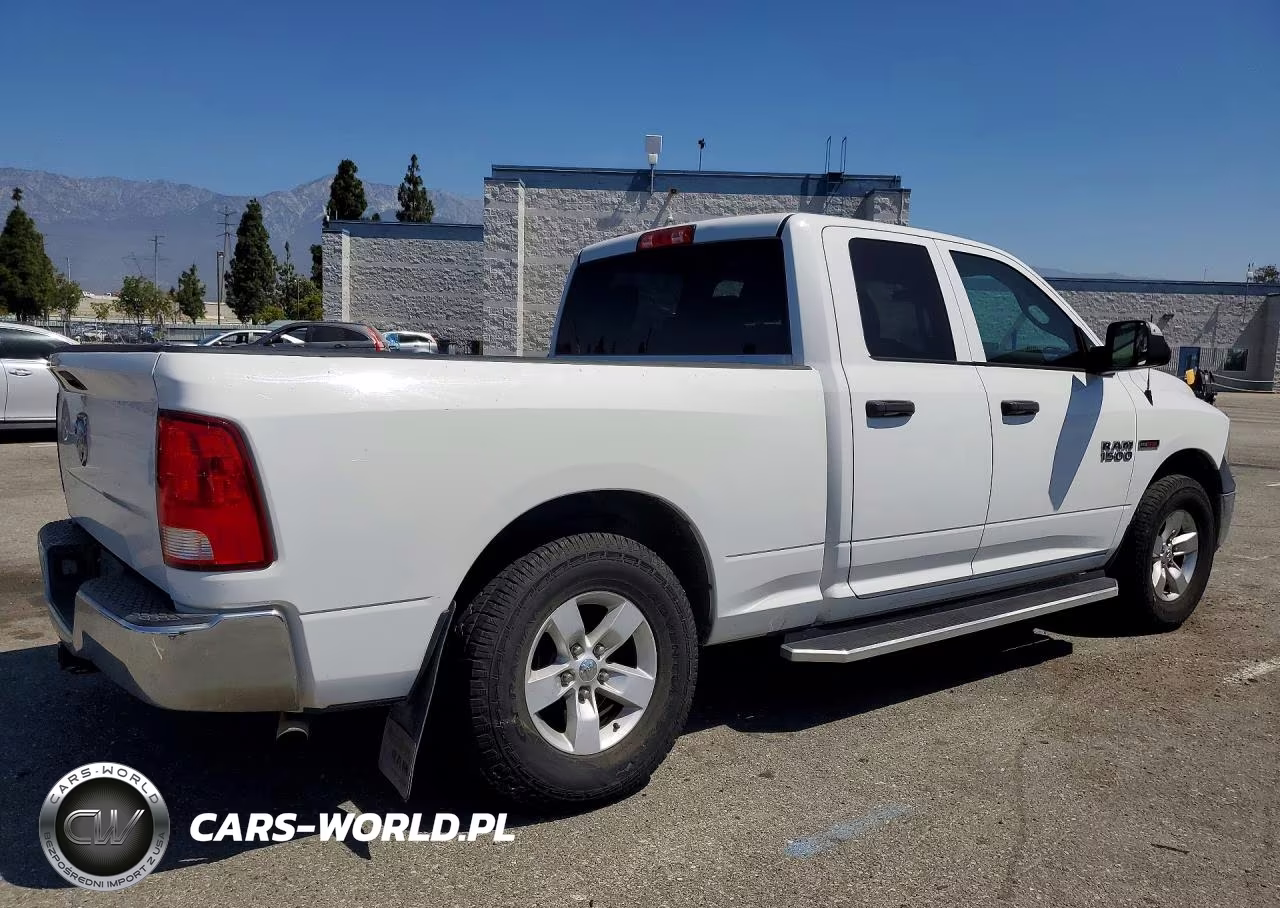 2018 Ram 1500 St VIN:1C6RR6FM6JS225935 - 3