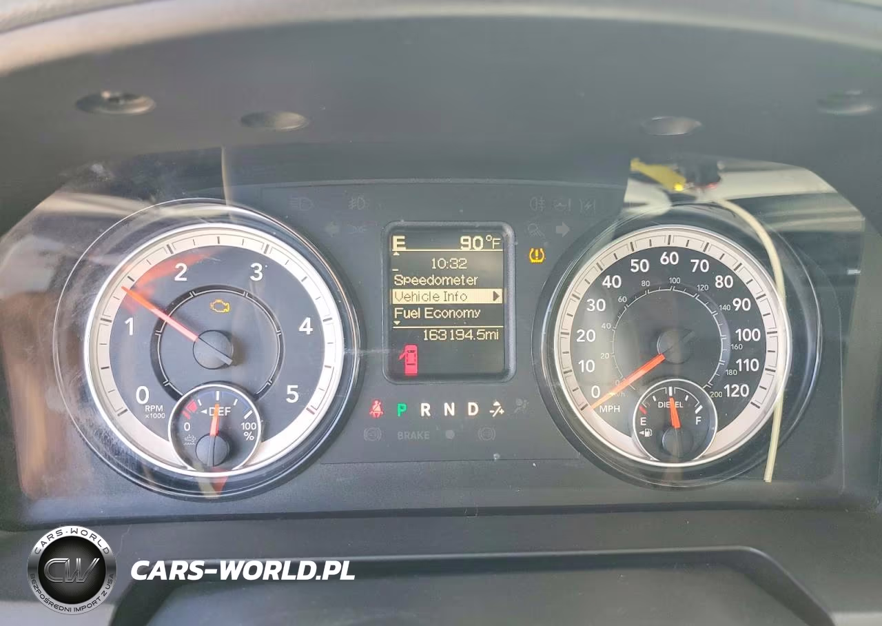 2018 Ram 1500 St VIN:1C6RR6FM6JS225935 - 9