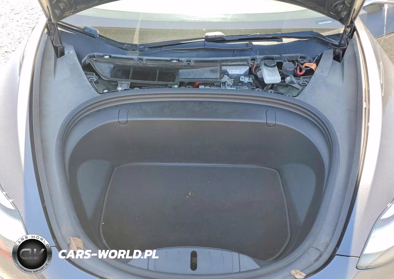 2018 Tesla Model 3 VIN:5YJ3E1EB9JF089763 - 11