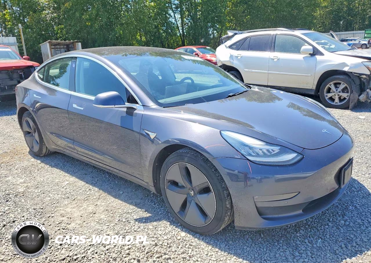 2018 Tesla Model 3 VIN:5YJ3E1EB9JF089763 - 4