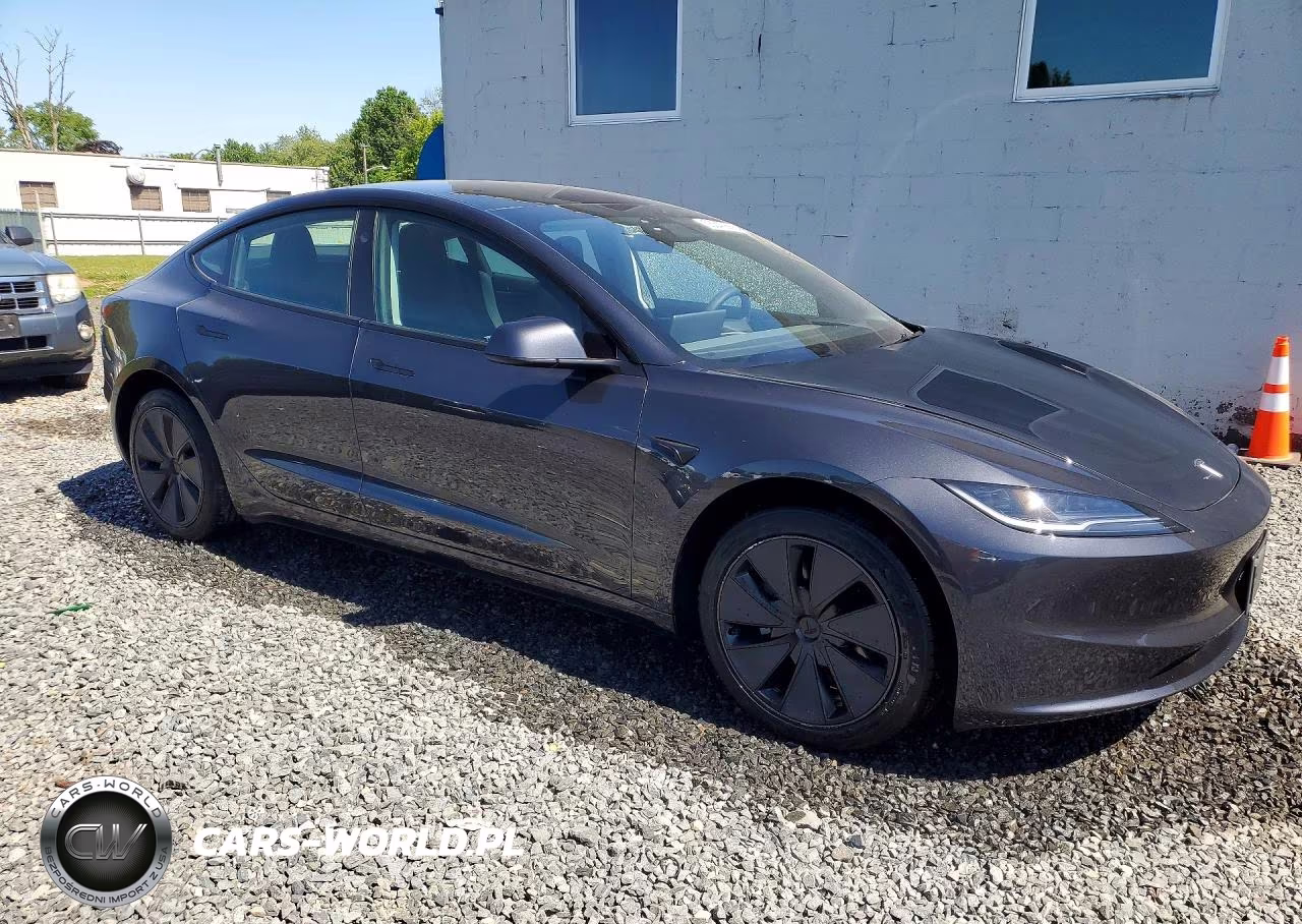 2025 Tesla Model 3 VIN:5YJ3E1EB4SF926341 - 4