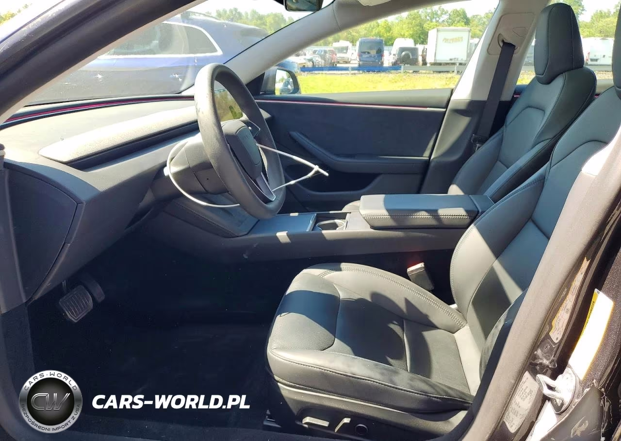 2025 Tesla Model 3 VIN:5YJ3E1EB4SF926341 - 7