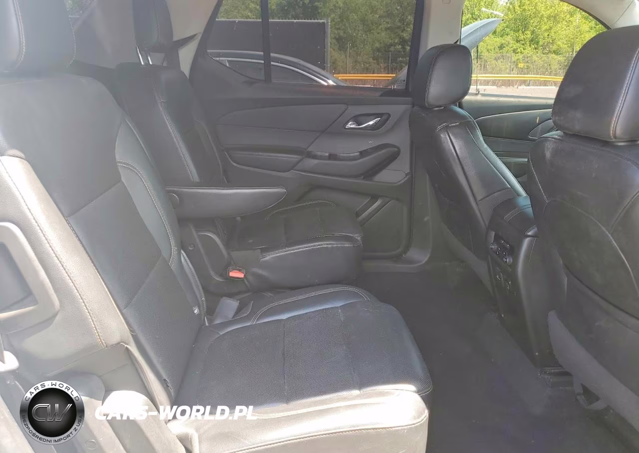 2018 Chevrolet Traverse Premier VIN:1GNERKKW3JJ204495 - 11